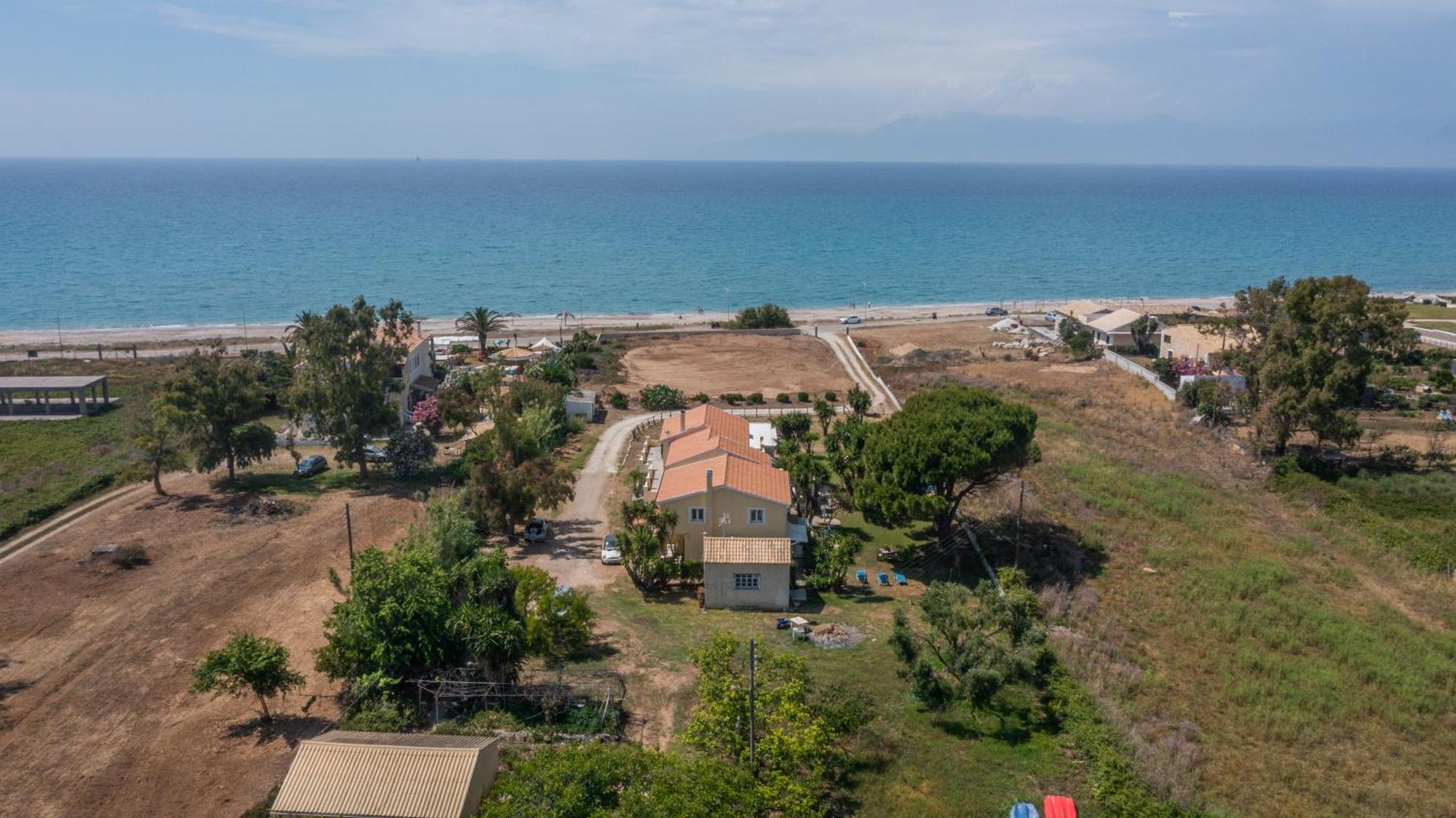 Lazaris Apartments Almiros Beach Eksteriør billede